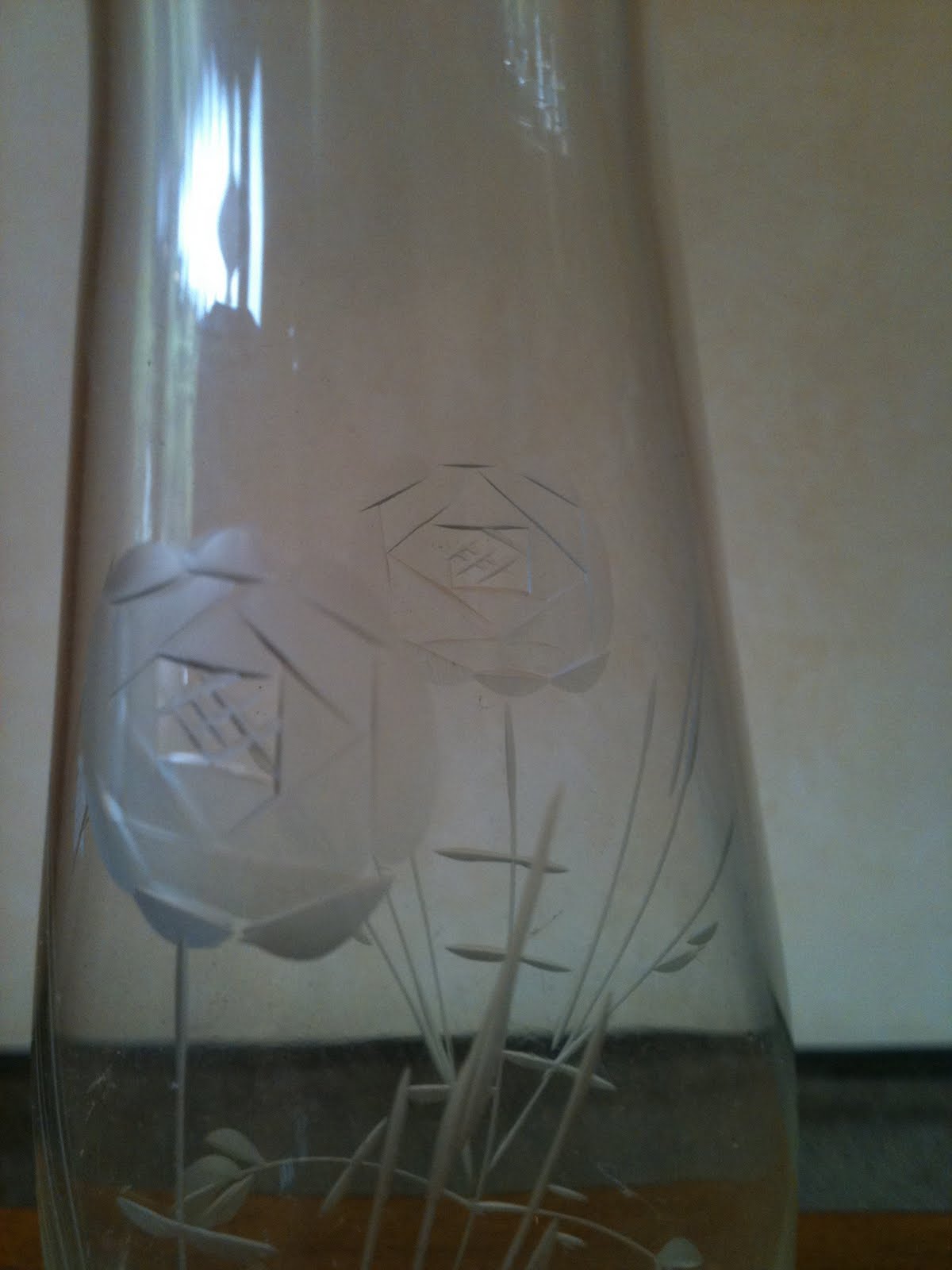 Zoe's Apartment Vintage Etched Glass Bud Vase