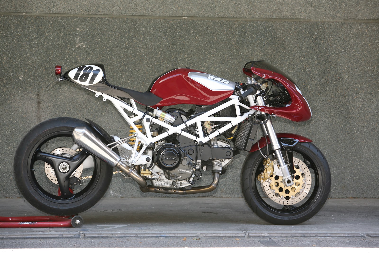 Ducati Monster s2r Custom