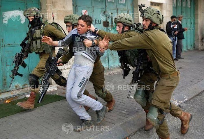 Sungguh Keji! Anak-anak Palestina Ditangkap Tentara Israel Lalu Diminta.....