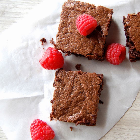 The Best Paleo Brownies (GlutenFree & GrainFree) recipe