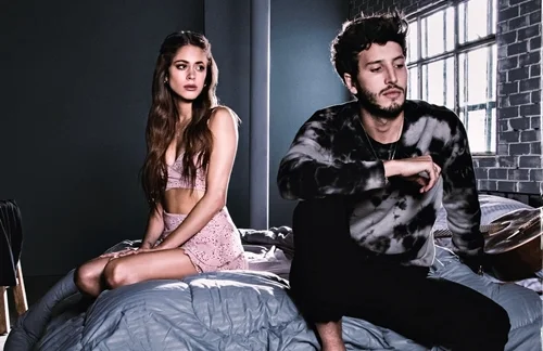 Tini & Sebastian Yatra - Oye