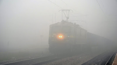 उत्तर भारत में शीतलहर का प्रकोप तेज, 45 ट्रेनें रद्द और 14 लेट