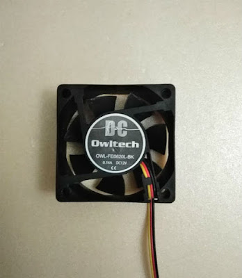 今回自作に利用したowltech製の60mm、20mm厚のPCファン
