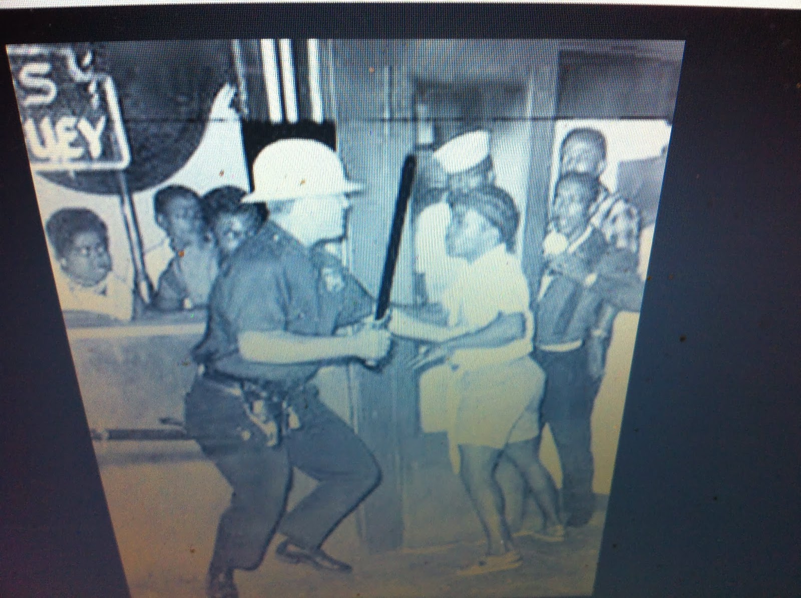 THE BLACK SOCIAL HISTORY BLACK SOCIAL HISTORY " THE ELAINE RACE