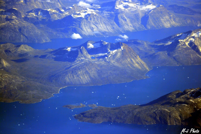 M-ii  Photo : From Paris to LA - vue d'avion Groenland