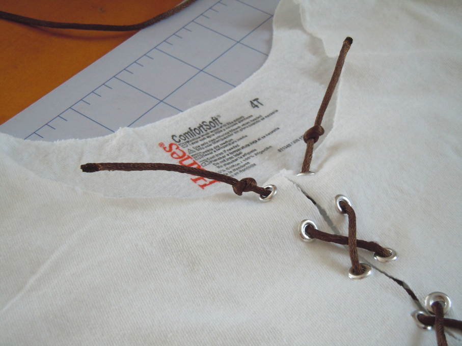 Tutorial Installing Eyelets on Fabric Naturally Creative Mama