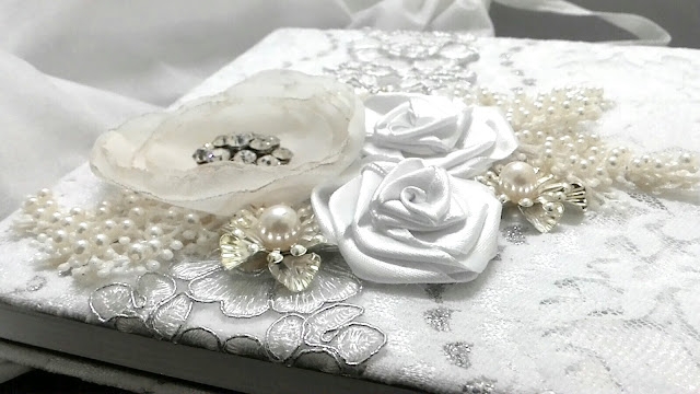 Mewah & esklusif sangadd guestbook Adorable Lace. Mewah & esklusif sangadd guestbook Adorable Lace.