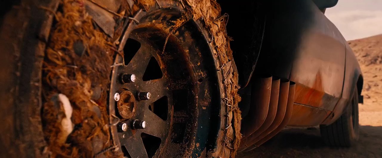 Mad Max Furia en el Camino 2015 WEB-DL 720p  Latino