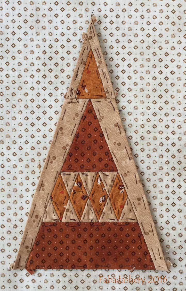Fabadashery Dear Jane Quilt Border Triangle Block BR13 Argyle