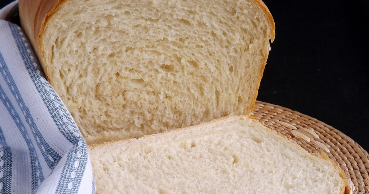 Батон с сыром. Круглый хлеб. Кухня наизнанку домашний хлеб. Кухня наизнанку домашний хлеб. Луковый хлеб в духовке в домашних условиях.