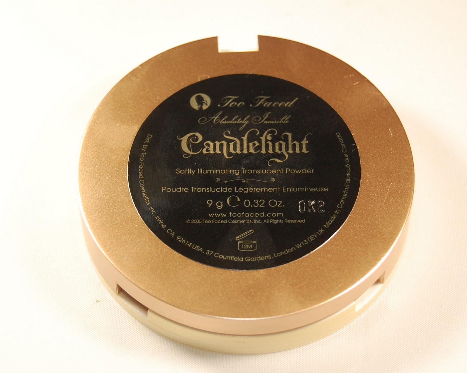 Jess Bee's Adventures Too Faced Absolutely Invisible Candlelight Powder