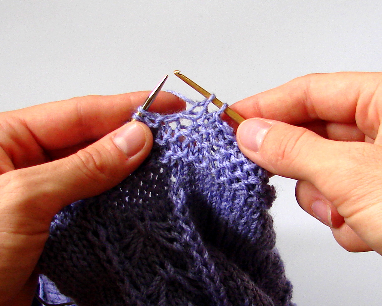 Ferby's Corner Knitting Bind off using crochet hook