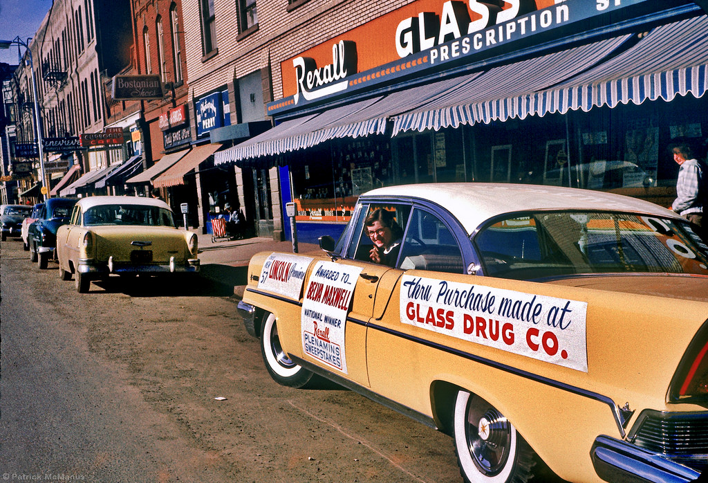 Street scene in La Grande, Oregon, 1957 vintage everyday