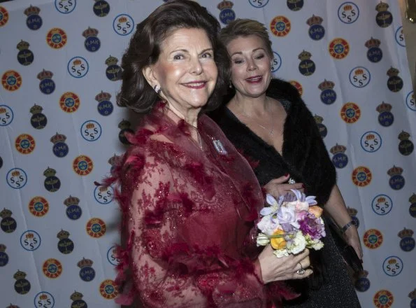 King Carl Gustaf and Queen Silvia attended the Royal Clubs' party at the Grand Hotel. Royal Swedish Yacht Club