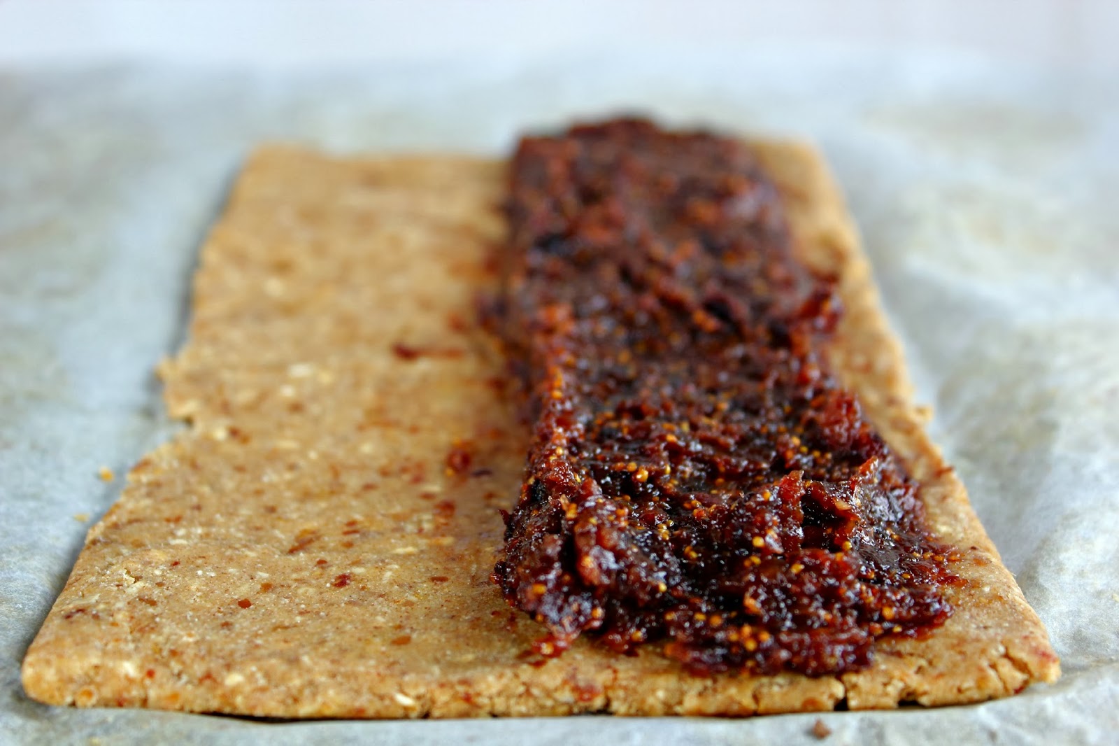 The Amazing Raw Fig Bar Wholehearted Eats homemade-fig-bars-weelicious-recipe-fig-bars-homemade-fig