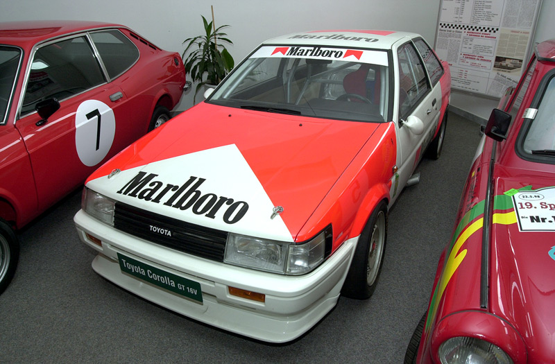 Toyota Corolla ae86 босодзоку