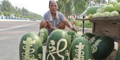 Dalam 11 Hari, 3 Ton Semangka Habis Terjual. ini Dia Triknya!! Dalam 11 Hari, 3 Ton Semangka Habis Terjual. ini Dia Triknya!!