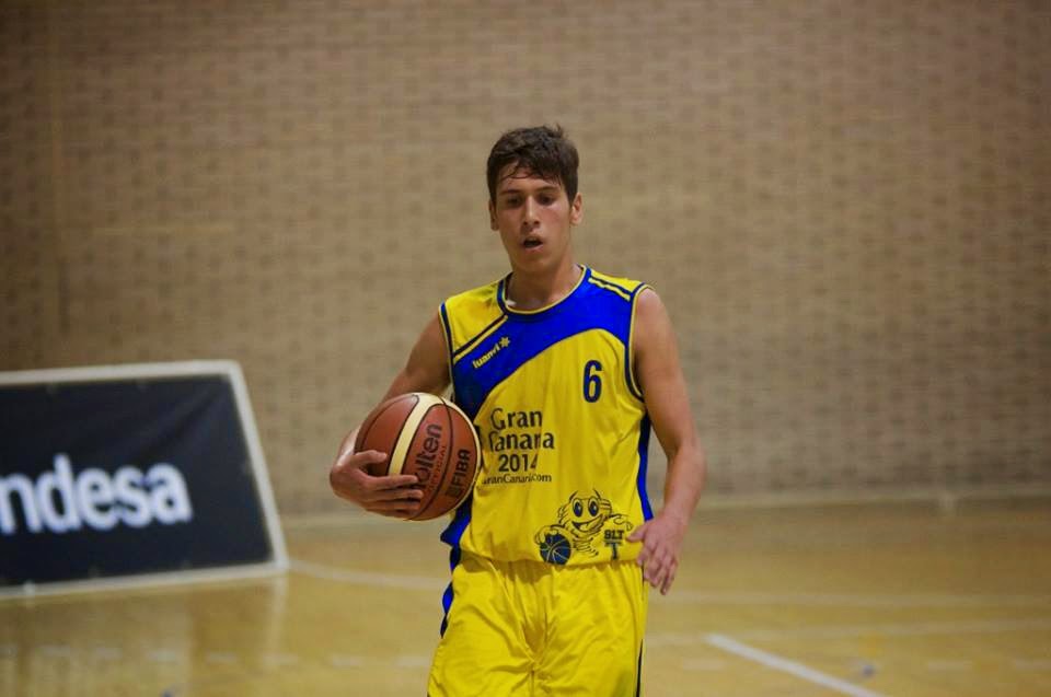 Una de jóvenes promesas... Víctor Aguilar Sentimiento AyN