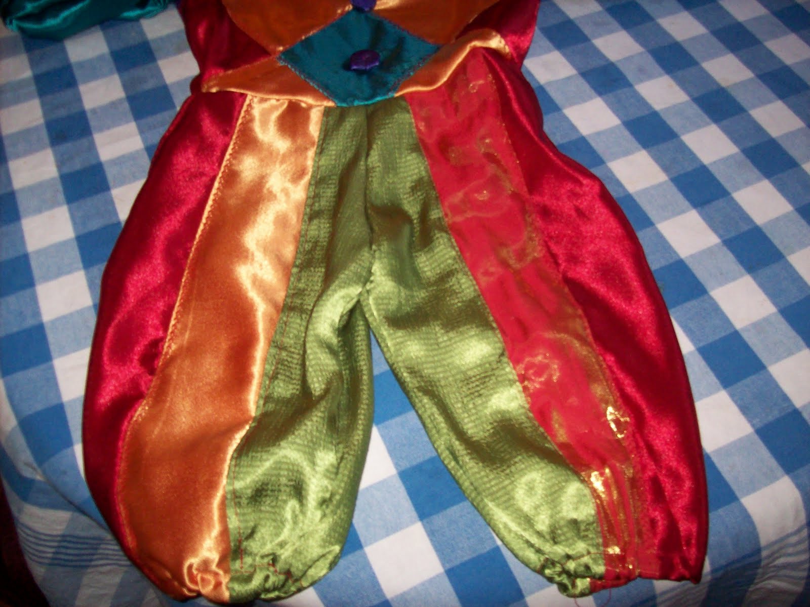 mis tejidos y mas...: traje de payasita