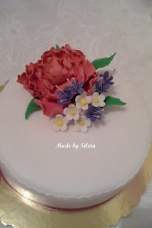 Tort cu flori