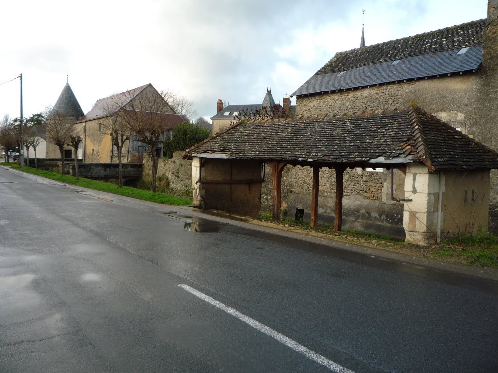 FAMILLE Savigné sur Lathan...