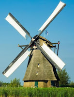 Alternative Energy Source Wind Farms To Produce Electricity http://science2thefuture.blogspot.com/ Alternative Energy Source Wind Farms To Produce Electricity http://science2thefuture.blogspot.com/