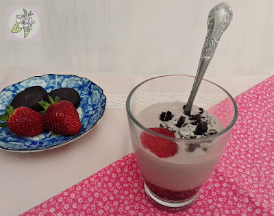 Mouse de Fresas y Oreos, Receta Vegana.