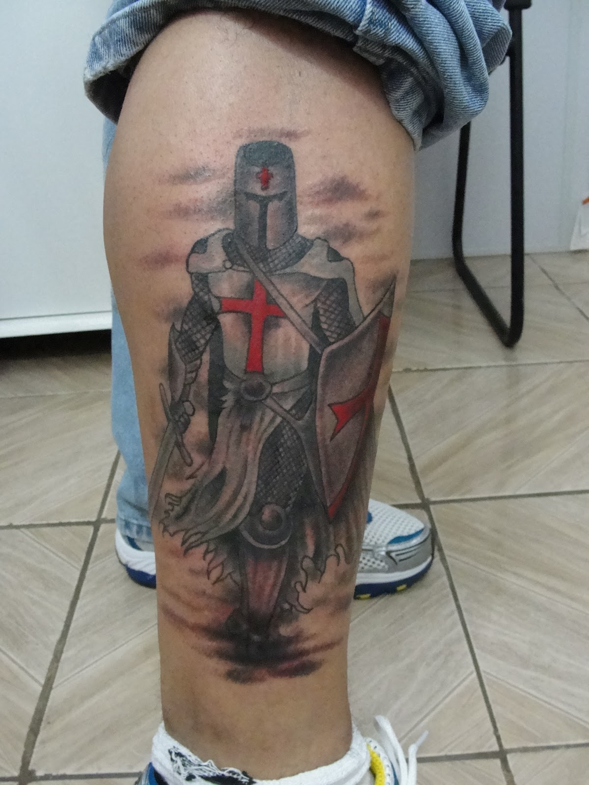 Arte Na Pele Tattoo Cuiaba: Tattoo Cavaleiro templario