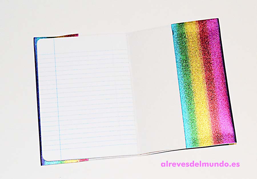 cuaderno goma eva