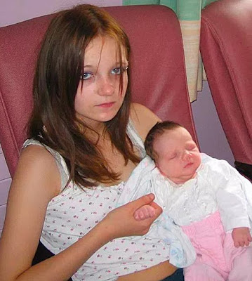 1a Britain's youngest mum who was raped by her brother and had the child taken away after she gave birth at 12 is now pregnant