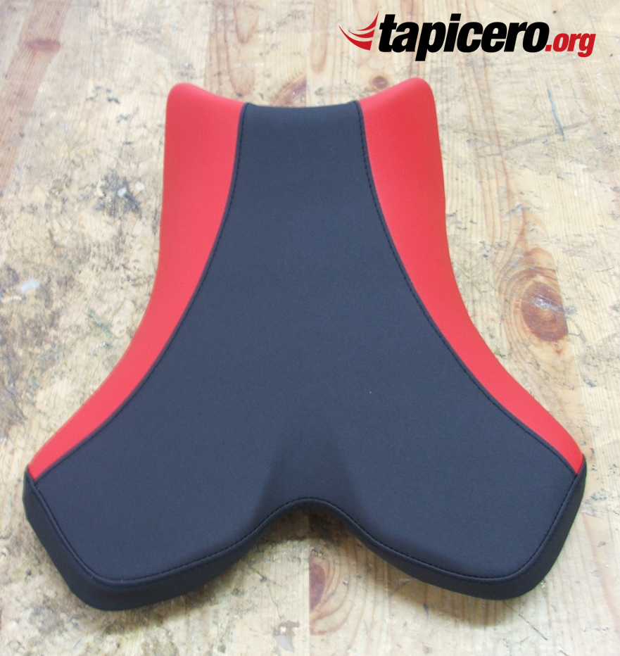 Tapizar Asiento Moto en Barcelona: ¿Casco de moto grande Tapizar Asiento Moto en Barcelona: ¿Casco de moto grande