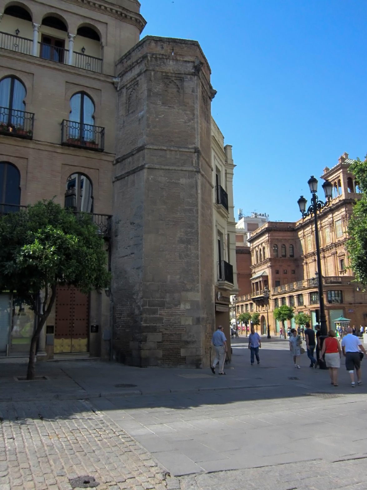 SEVILLA, VIDA Y LEYENDA LA AVENIDA DE LA CONSTITUCIÓN
