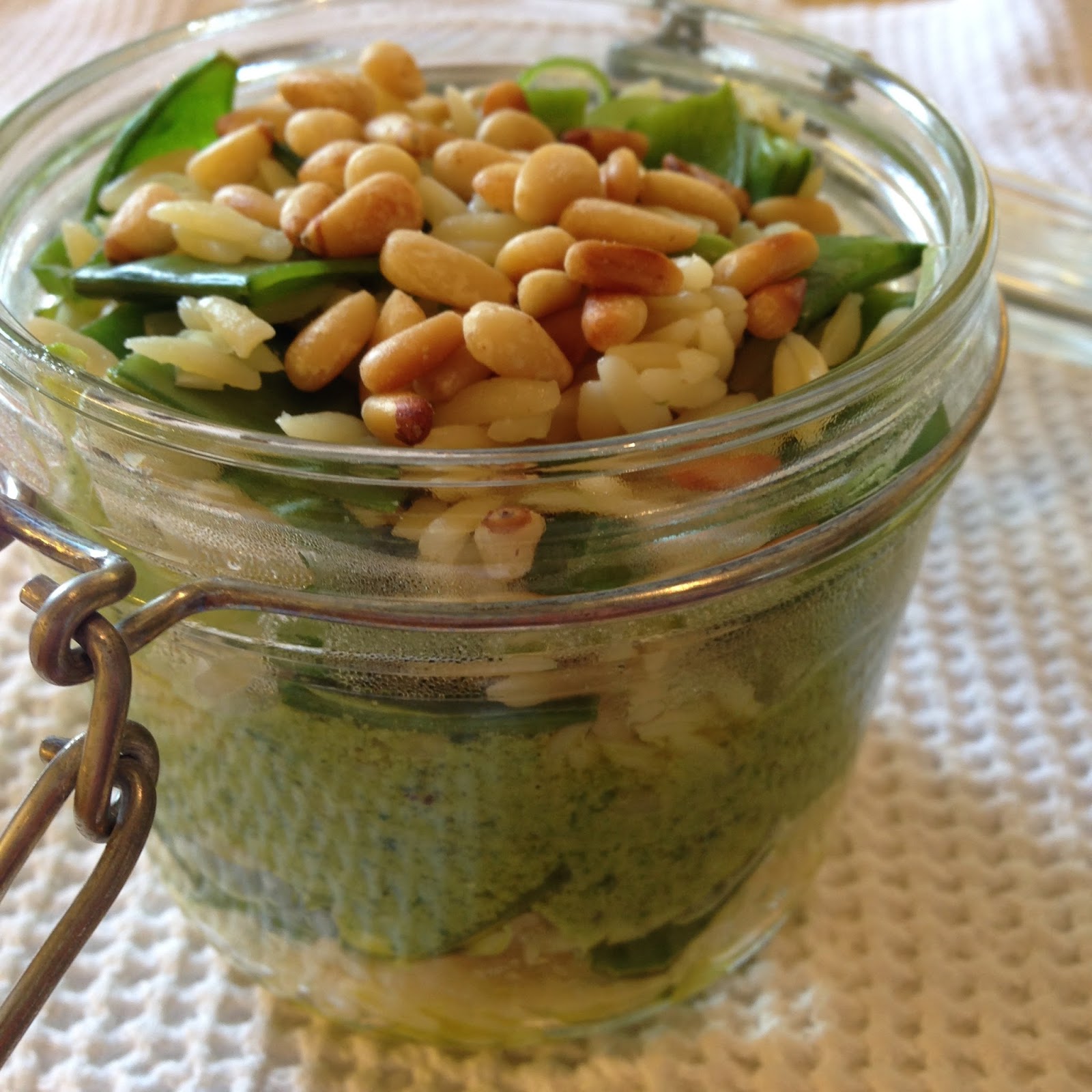 Maexies Bistro: Nudelsalat mit Pistazien-Pesto