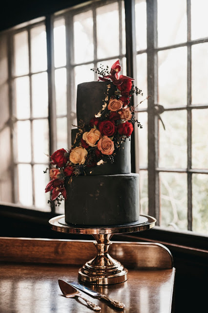 melbourne weddings ashleigh haase photography black bridal gown dark wedding theme flroals cake