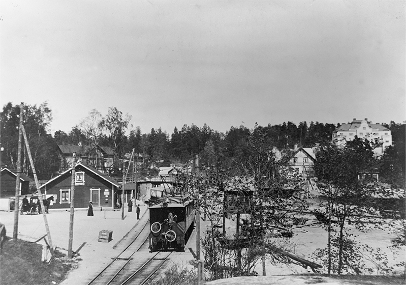 https://digitaltmuseum.se/021018088146/stocksund-gamla-station