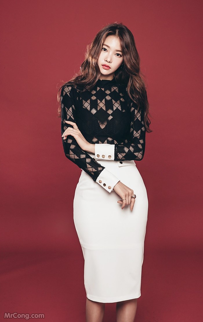 Model Park Jung Yoon in the November 2016 fashion photo series (514 photos) photo 21-0