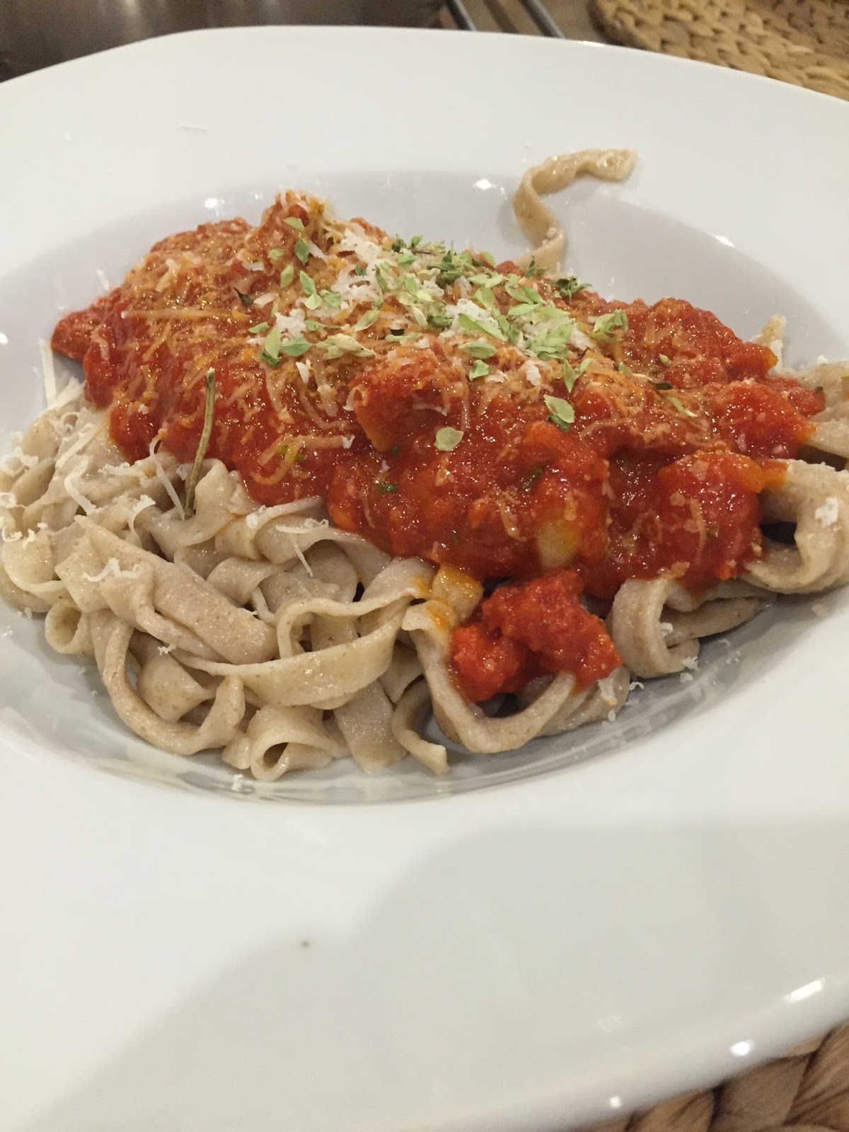 Flo´s Grill und Koch Blog: Selbstgemachte Bandnudeln mit Chorizo ...