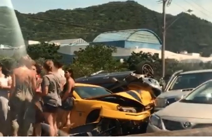 Camaro causa acidente com vários veículos em Florianópolis