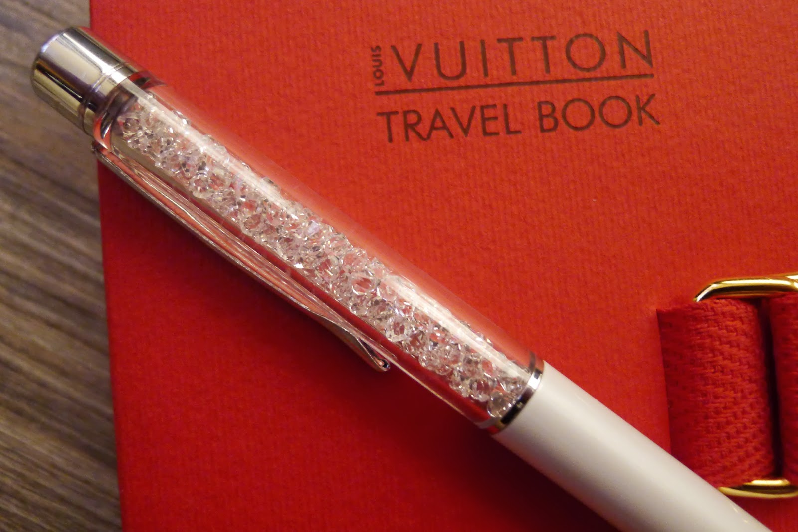 A pen to write beautifully with Swarovski's crystalline lady ballpoint