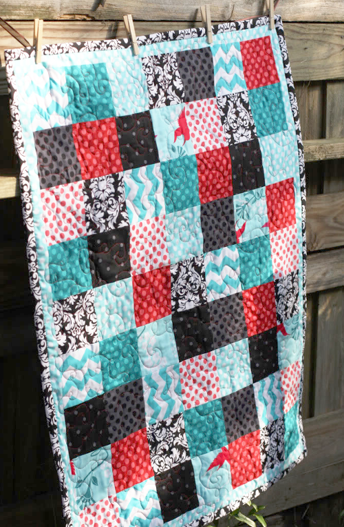 Easy beginner quilt tutorial Quilting Tutorials for Beginners (and everybody else!) How to make Binding like a Pro! How to Bind your Quilt! Pumpkin Table Topper Thread Rulers How to Clean a Sewing Machine How to Make Easy Holiday Ornaments! How to Make a Design Wall for $25 or Less! How to make a Sewing Machine Cover! How to make a Sewing Machine Cover!