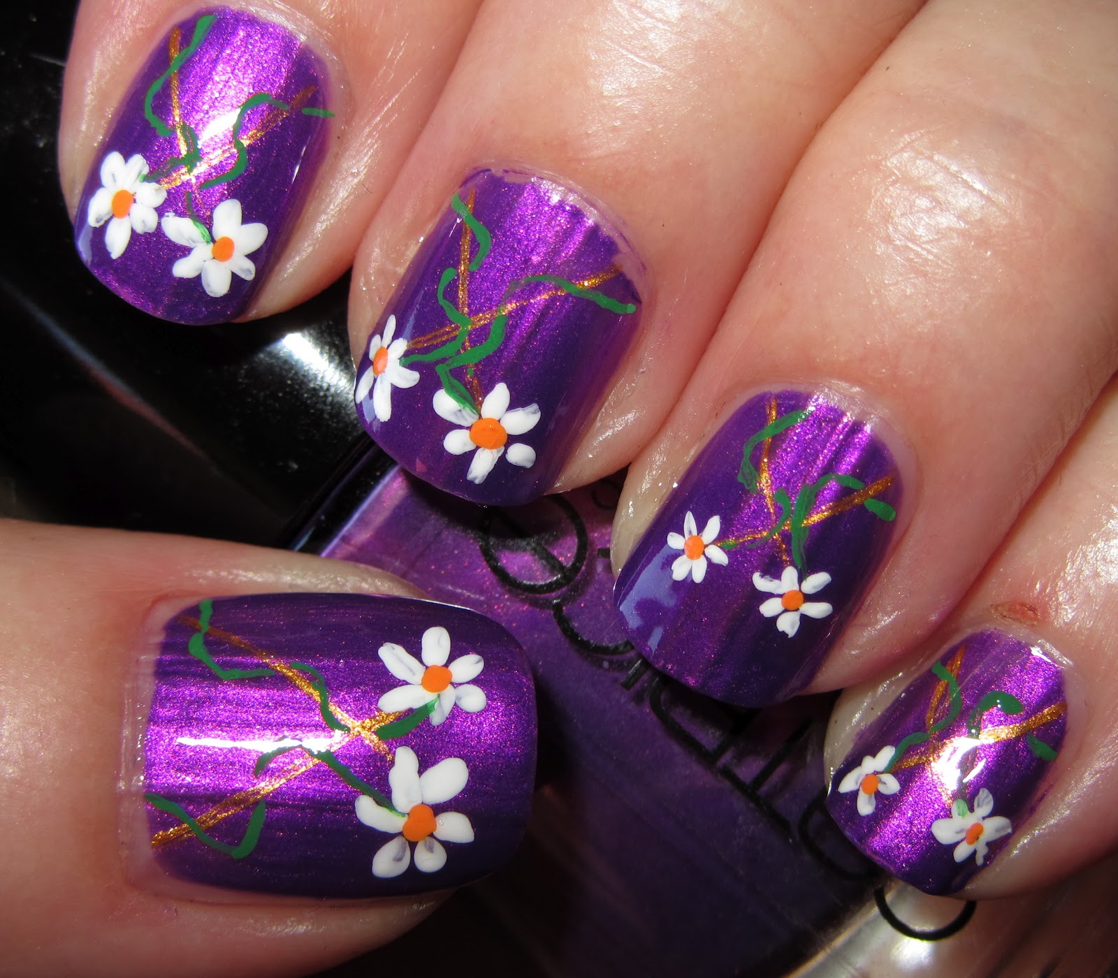Marias Nail Art and Polish Blog: Catrice 800 Heavy Metallilac swatches ...