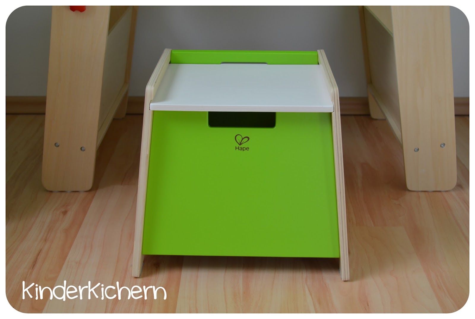 Kinderkichern: geschenkideen zum zweiten geburtstag Hocker mit stauraum ikea