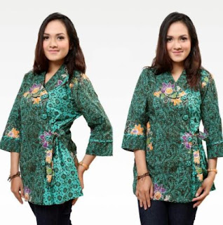 Contoh Model Kemeja Batik Wanita Terbaru Contoh Model Kemeja Batik Wanita Terbaru