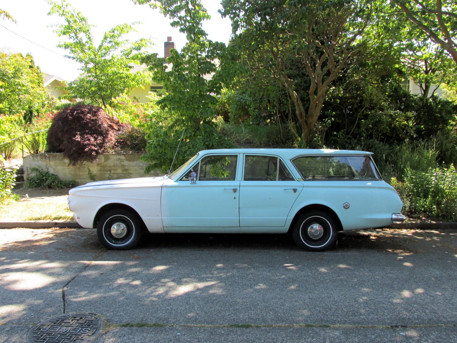 Seattle's Classics: 1964 Plymouth Valiant Wagon