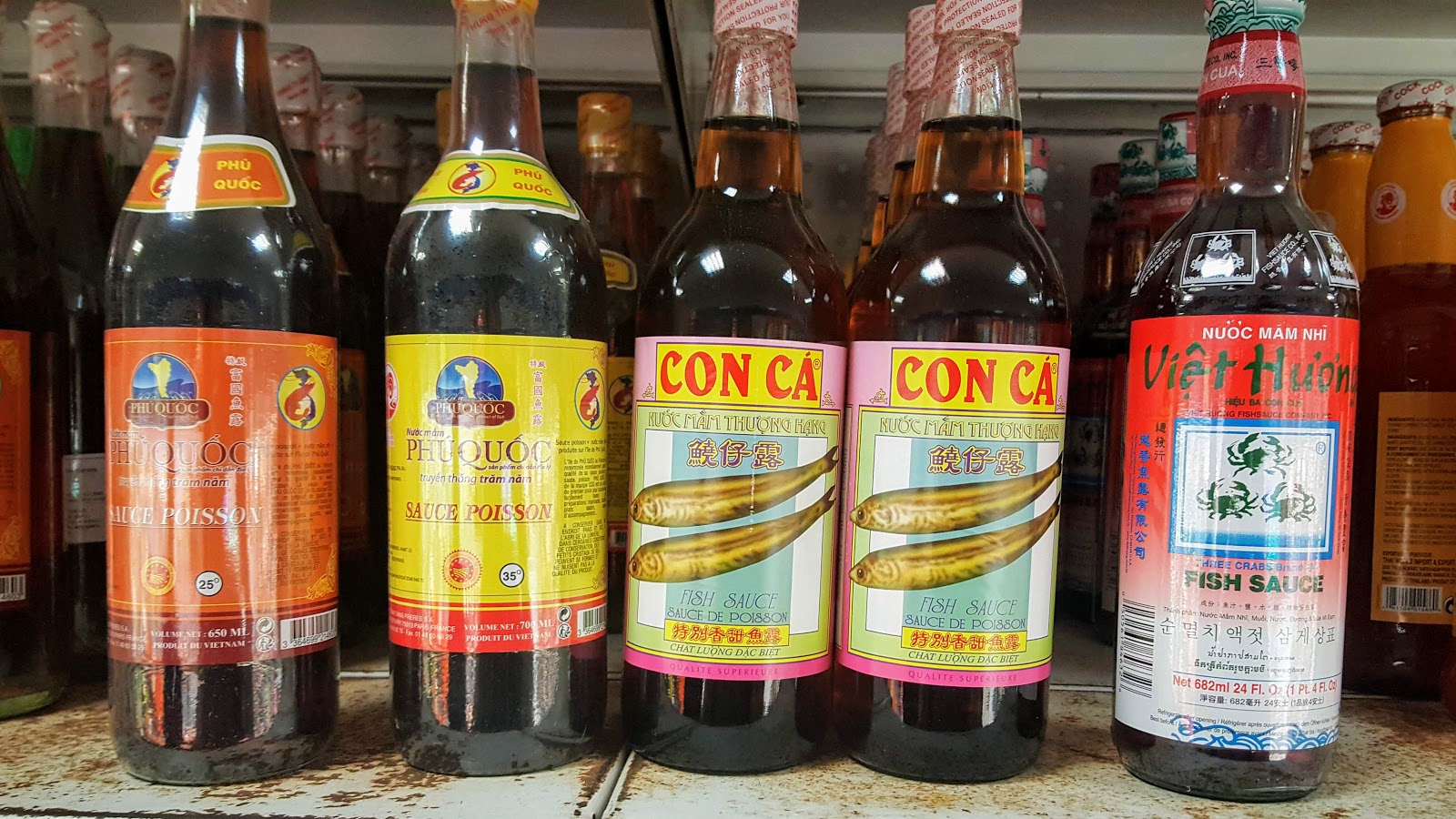 Sauce poisson, Nuoc-Mâm ou colatura di aleci Sauce poisson, Nuoc-Mâm ou colatura di aleci