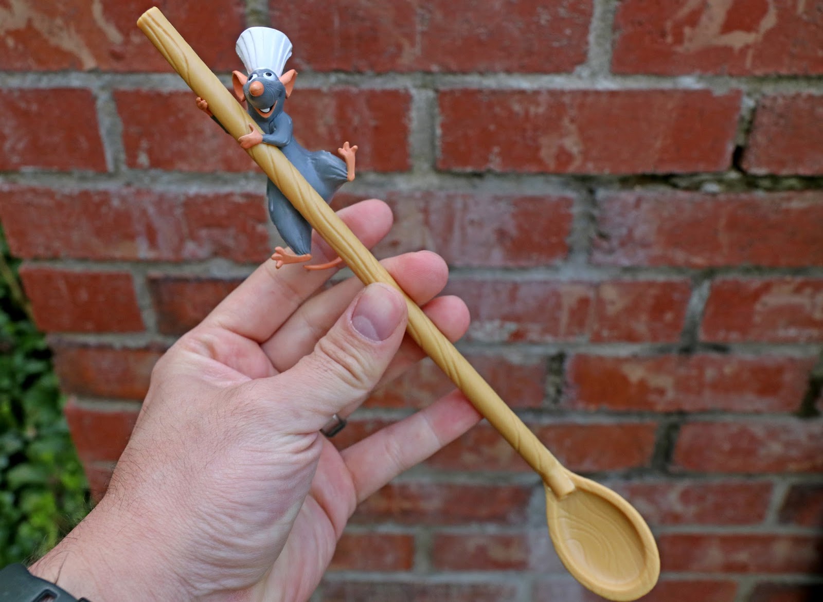 disneyland pixar fest ratatouille spoon straw 
