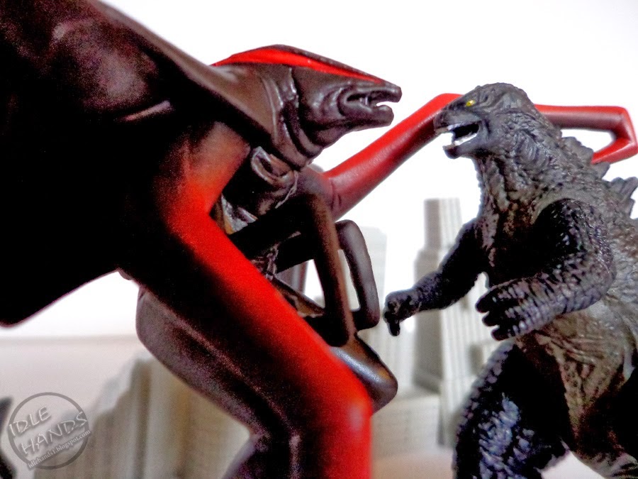 Gambar Film Godzilla vs MUTO 2014 Terbaru Monster Raksasa EMP 