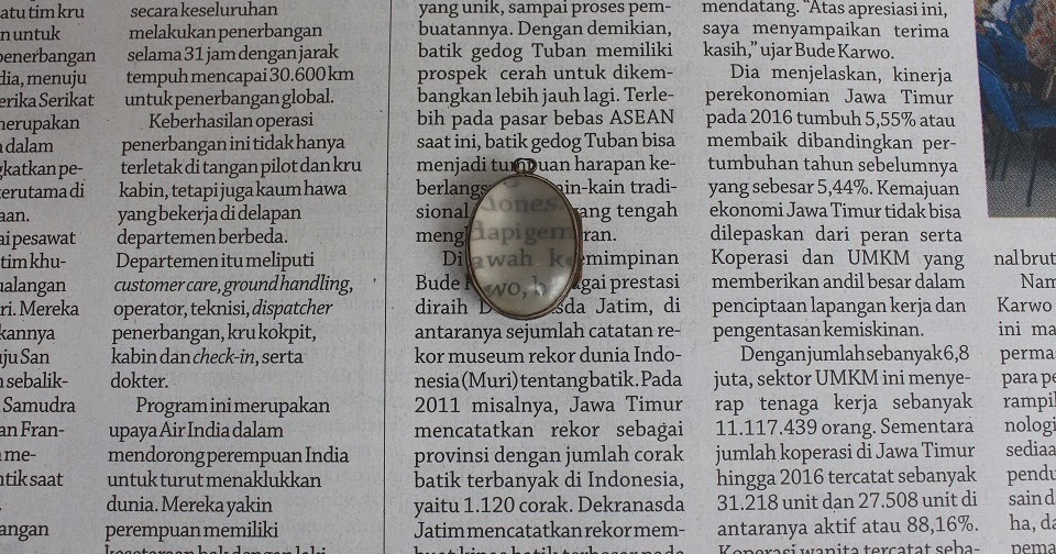 Antikpisan: Frame Foto Liontin Antik