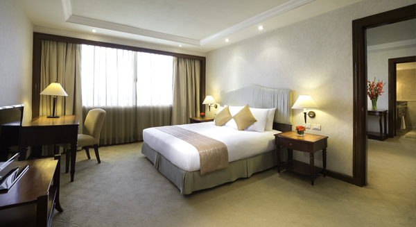 Marco Polo Plaza Cebu suite