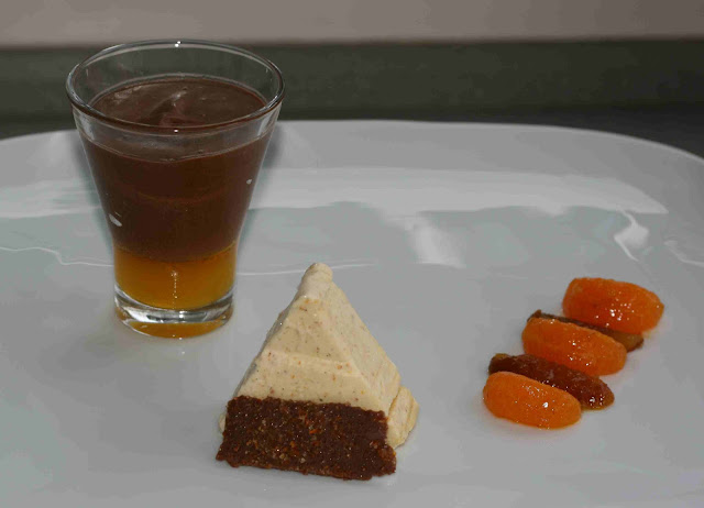 bushcooks kitchen: Mousse au Chocolat mit Orangengelee, Zimtparfait ...